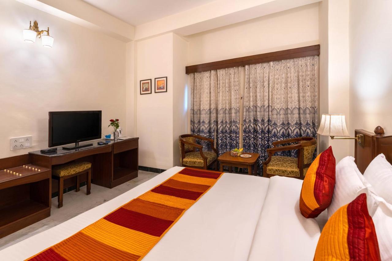 Hotel Sarovar - Facing Boutique On Pichola Udaipur